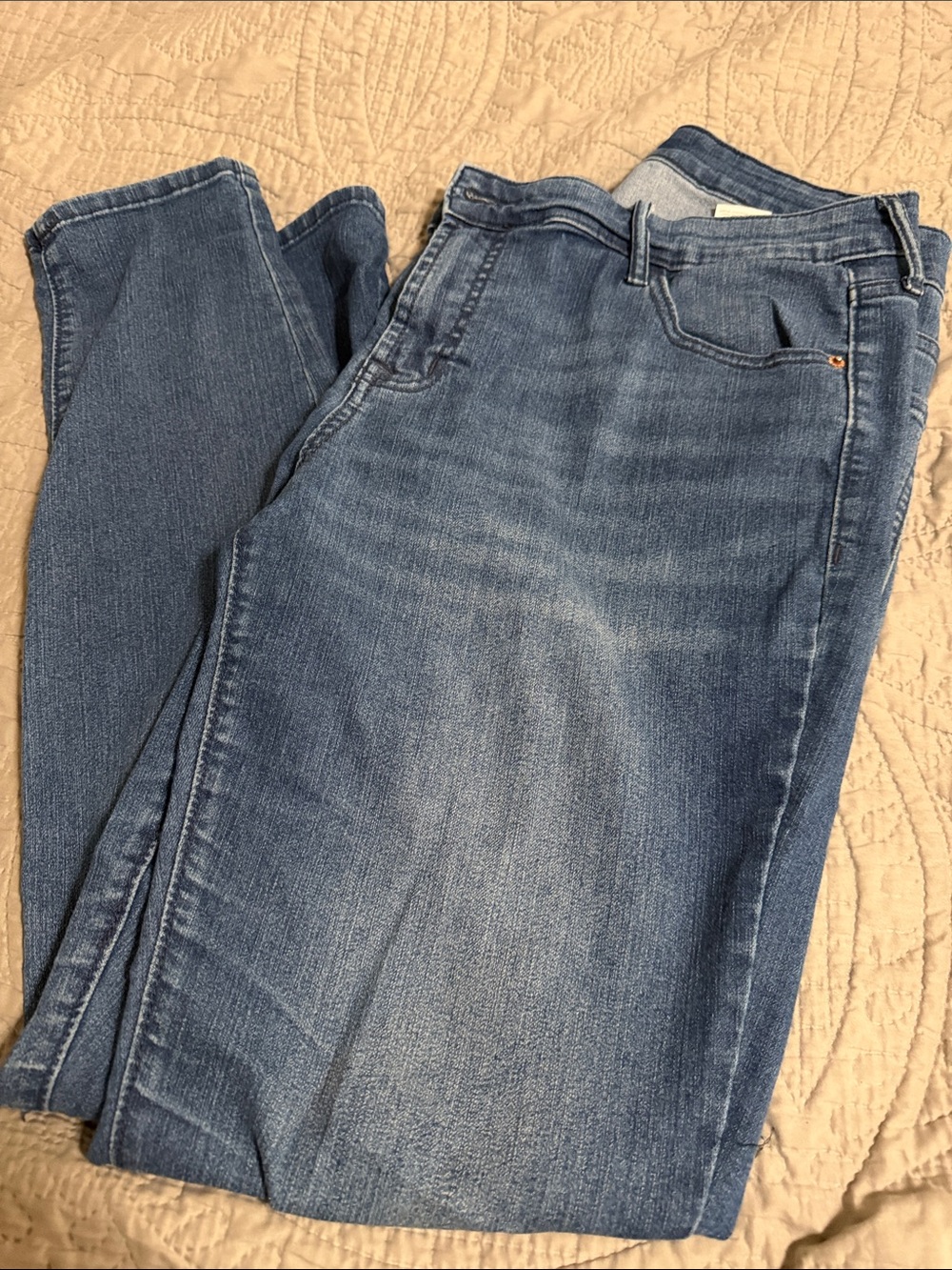 Old Navy Super Skinny Jeans size 14 L